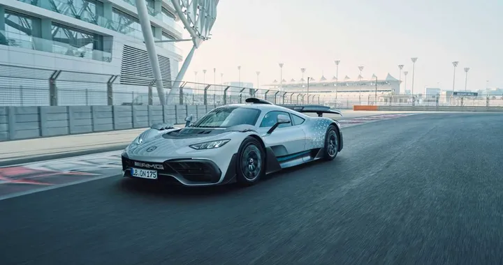 Mercedes-AMG ONE, l’hypecar derivata dalla Formula 1