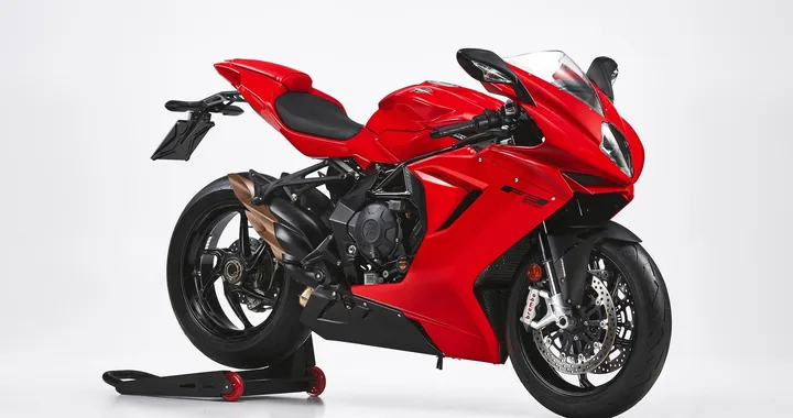 MV Agusta F3 Rosso, l'ultimo tassello della gamma: foto e caratteristiche