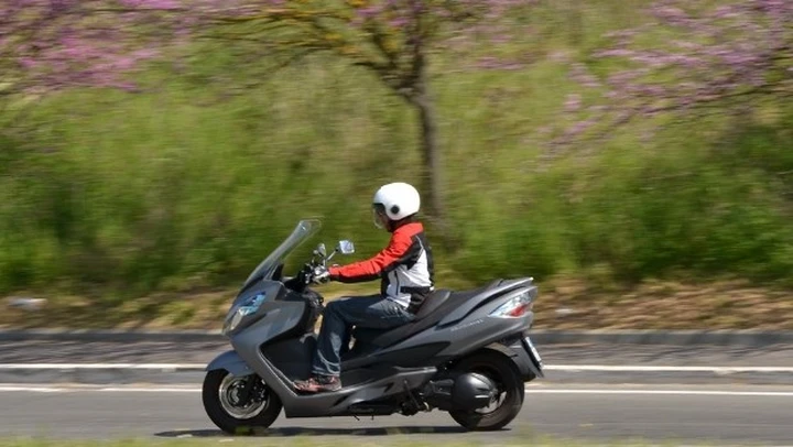 Suzuki Burgman 400 ABS 2015: il nostro test su strada