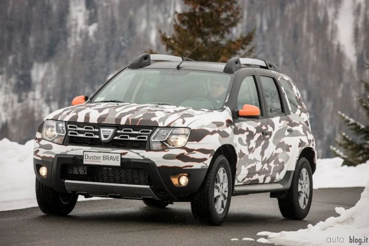 Dacia Duster Brave: prezzo, informazioni e prova in fuoristrada