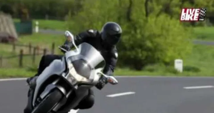 Come funziona il DCT della Honda VFR1200F