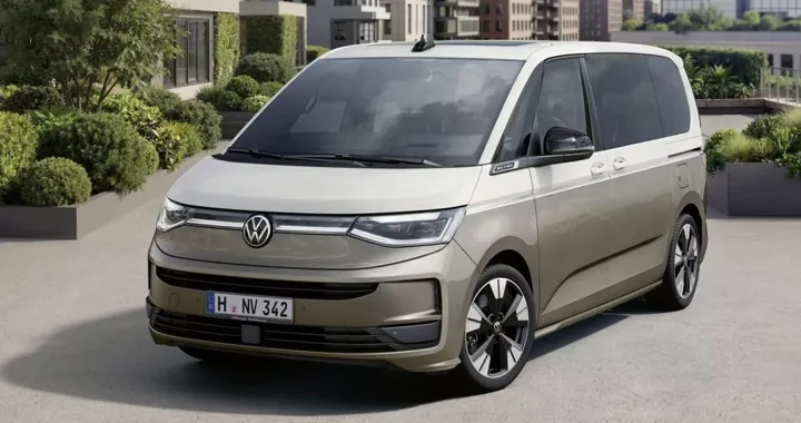 Volkswagen, il restyling del Multivan: non cambia solo il frontale