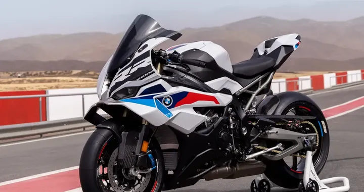 BMW S1000RR 2025: l’arma definitiva delle supersportive è arrivata