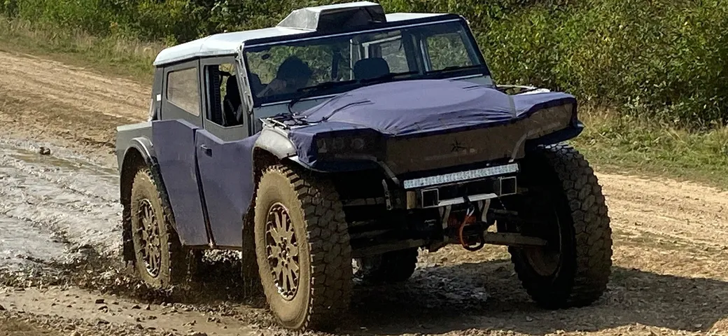 Fering Pioner: fuoristrada ibrido con autonomia di 7000 km