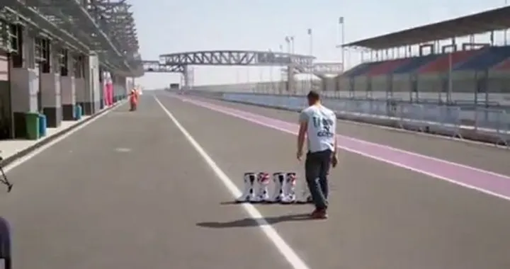 Tony Cairoli: "per essere felici bastano un piatto di pasta e una Ferrari in garage"