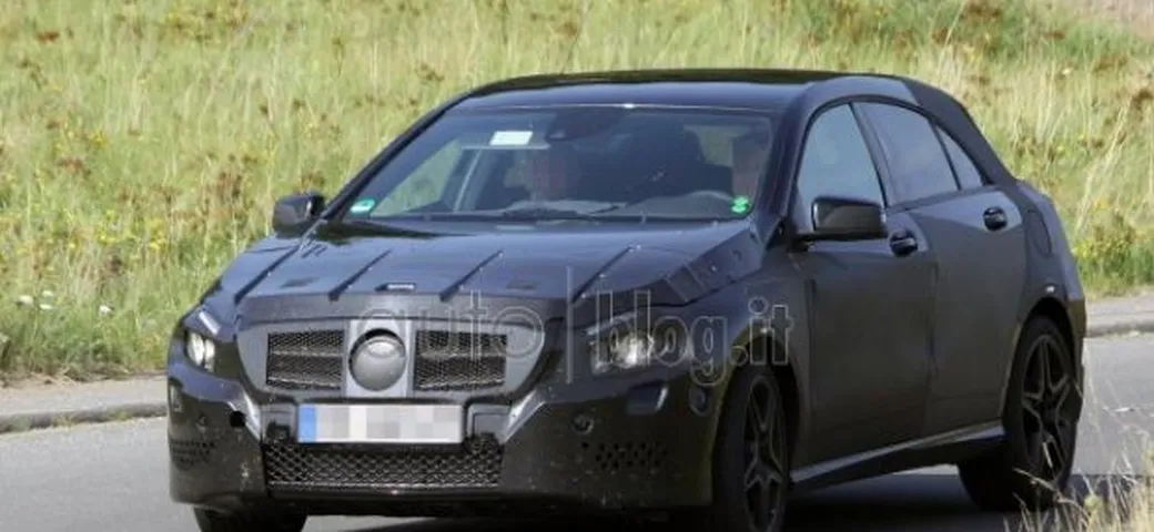 Mercedes: la Classe A AMG avrà 350 CV?