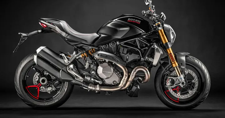 Ducati Monster 1200 S: in arrivo la livrea "Black On Black"