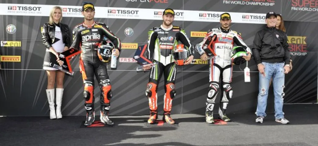 SBK Magny Cours 2013: Sykes demolisce tutti e si prende la Superpole su Guintoli e Giugliano