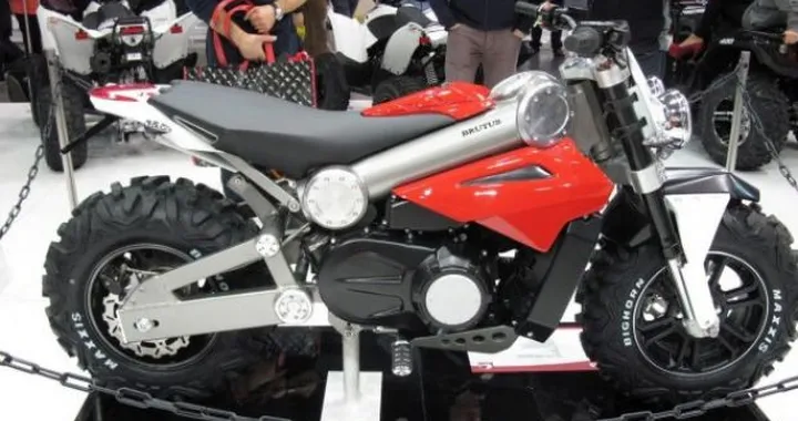 Brutus 750 EI - Salone EICMA di Milano