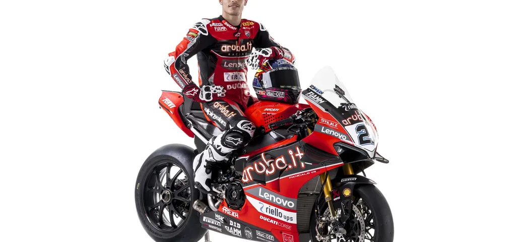 Superbike, ecco il team Aruba.it Racing - Ducati: Redding e Rinaldi per l'assalto al titolo
