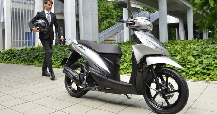 Suzuki Address 110: sbarco in Italia a 1.899 Euro