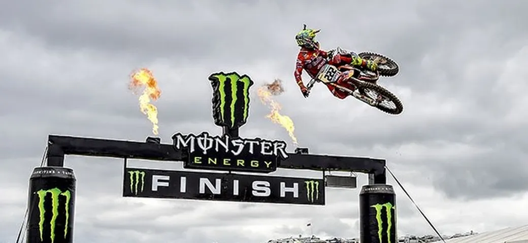Mondiale Motocross 2015: Cairoli e Guillod si ripetono in Gran Bretagna