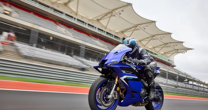 Yamaha R9 2025: prestazioni e tecnologia all’avanguardia per la nuova Supersport