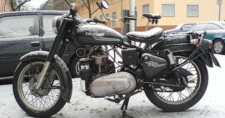 Taurus, moto diesel