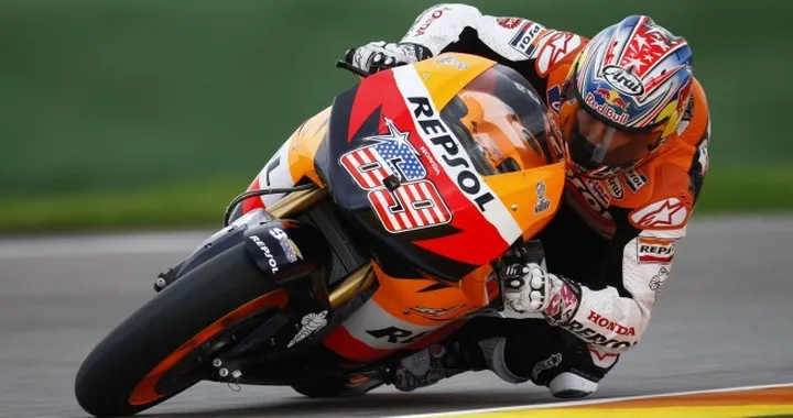 Valencia: una curva per Nicky Hayden?