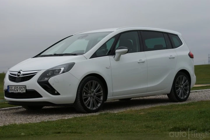 Sconti Opel: la Zafira Tourer al prezzo di 19.500 euro