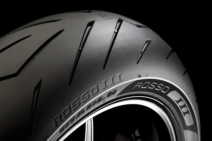 Pirelli Diablo Rosso III: dettagli e caratteristiche tecniche