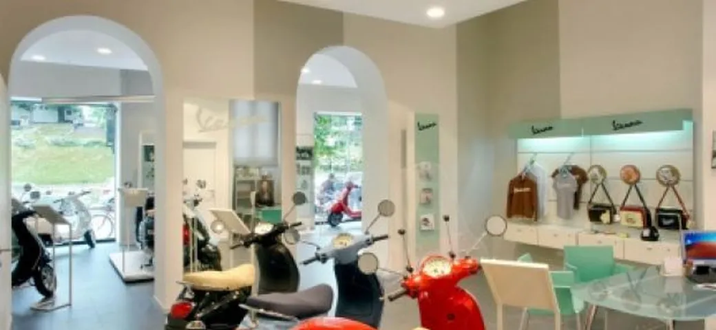 Apre Vespa Milano, spazio glamour dedicato al mondo Vespa