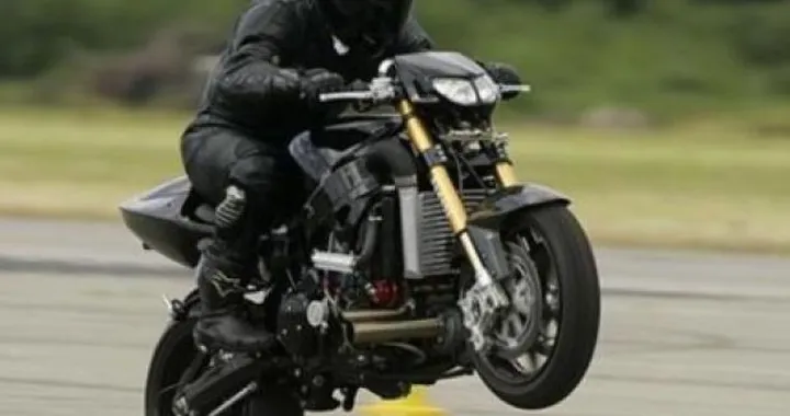 Nuovi limiti per le moto proposti dall'UE: potenza massima di 100cv e rapporto peso/potenza rivisto