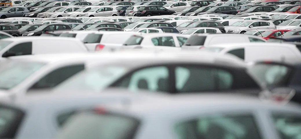 Parcheggi selvaggi: azione punitiva contro gli svizzeri