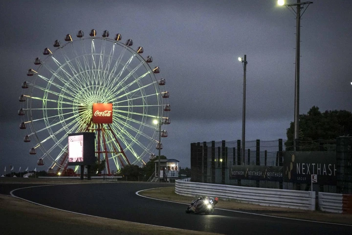 ingrandisci immagine