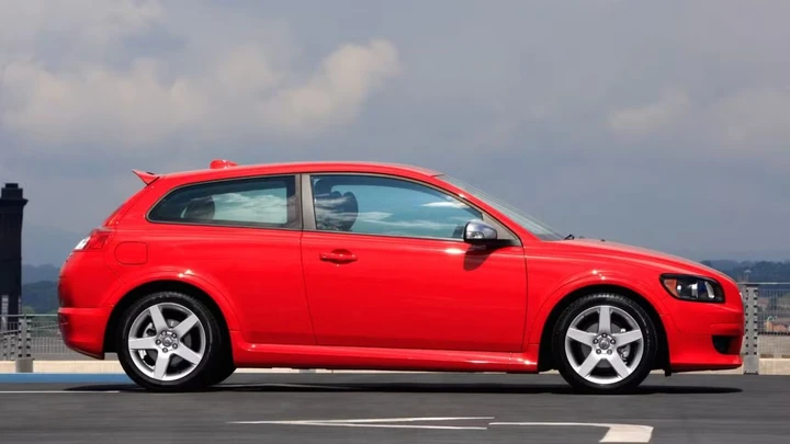 La più sottovalutata delle compatte cattive degli anni 2000