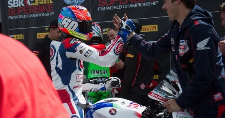Supersport Sepang 2014: Van Der Mark beffa Cluzel per 18 millesimi, Rolfo 4°, Zanetti 5°