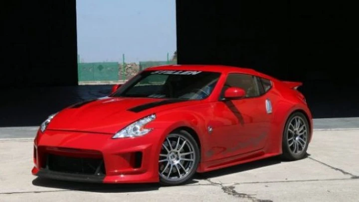 Stillen Nissan 370Z e Infiniti G37