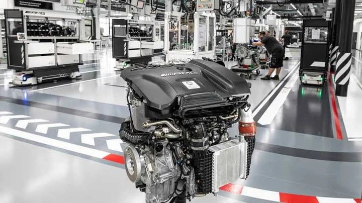 Perché così tante auto hanno un motore 2.0 quattro cilindri? Il motivo non è la potenza