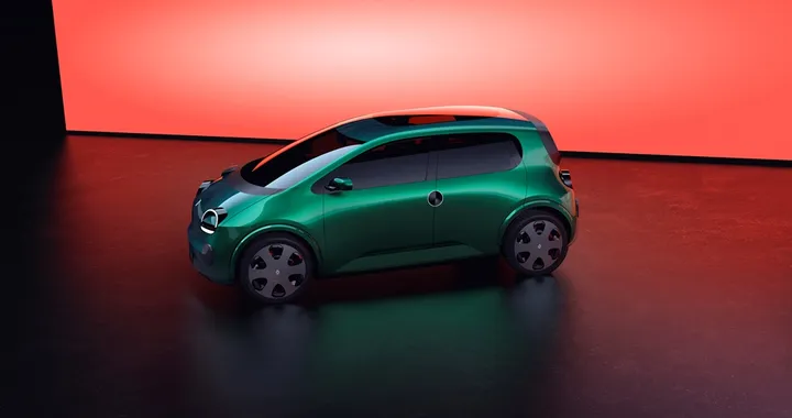 Renault Twingo E-Tech: il prototipo elettrico debutta al Salone di Parigi 2024