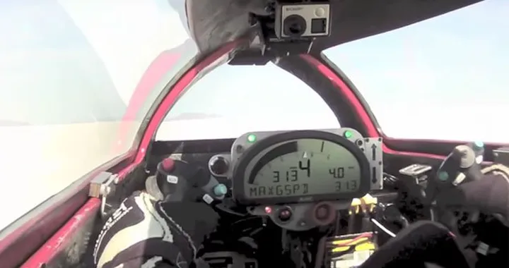 Valerie Thompson, la donna più veloce del mondo in moto [Video]