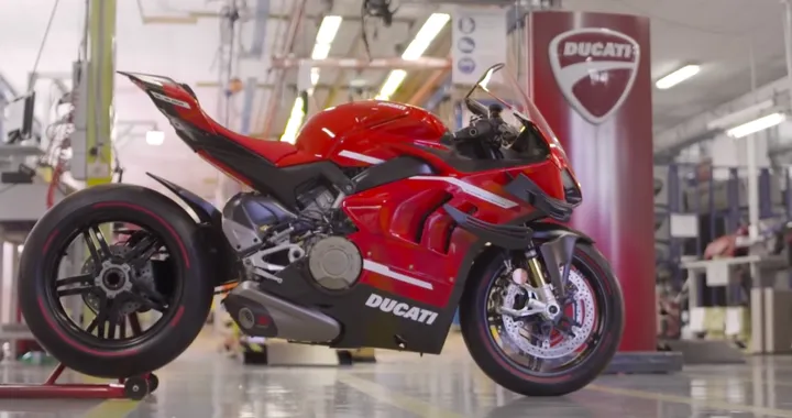 Ducati Superleggera V4 1/500