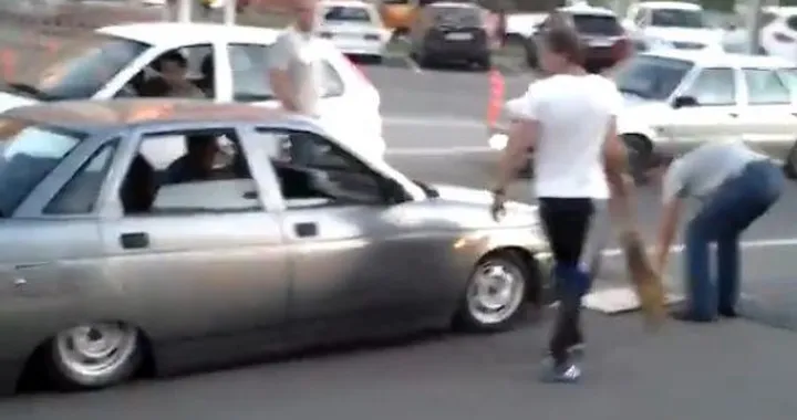 Il tuning è esagerato? Arrivano in soccorso gli amici...