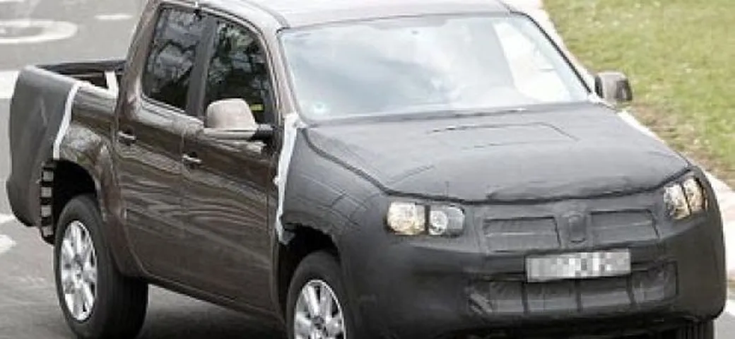 Volkswagen: nuove foto spia del pick-up Robust