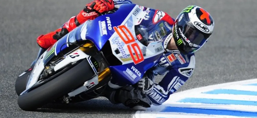 Lorenzo e Pedrosa volano nelle FP1, Rossi 3°