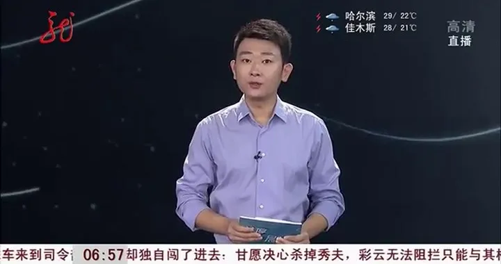 Incidente fra moto e TIR all'incrocio