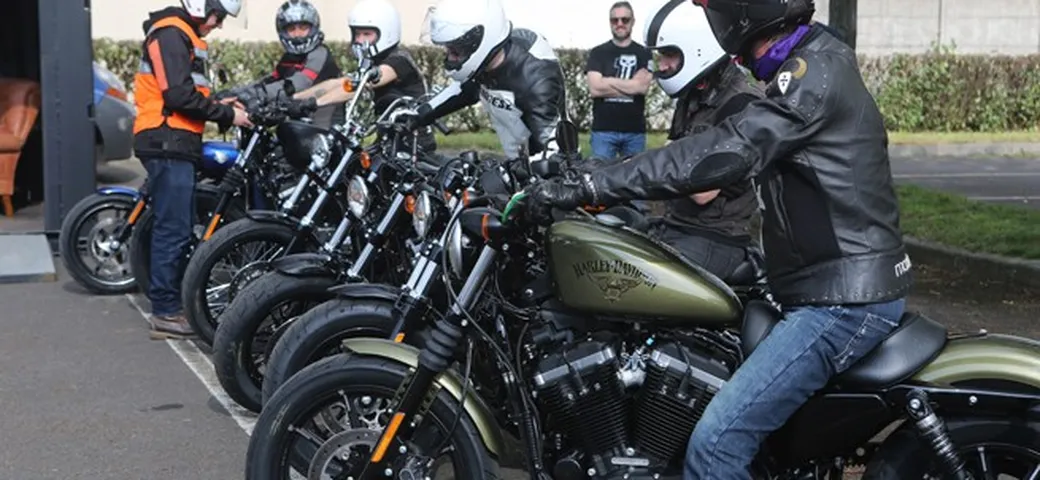 Harley-Davidson Dark Custom Tour 2016