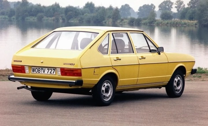Volkswagen Passat: storia e immagini delle otto generazioni