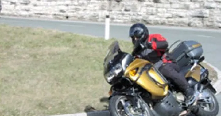 Un motociclista su 6 finisce all’ospedale almeno una volta nella vita