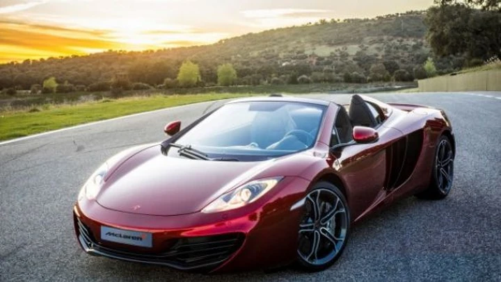 McLaren MP4-12C Spider: prezzo, foto e dettagli ufficiali
