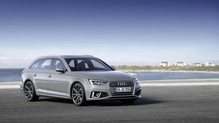 Audi A4: con il m.y. 2019 debutta il nuovo motore mild-hybrid