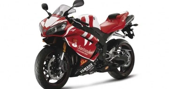 Yamaha R1 2008, la moto da battere