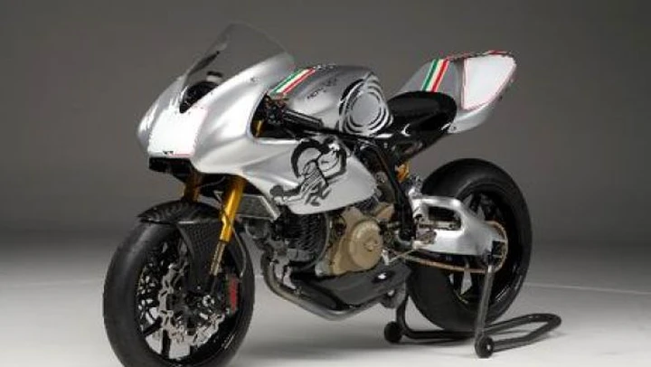 NCR e Valter Bartolini al debutto con la Millona Factory 2009 nel Ducati Desmo Challenge al Mugello