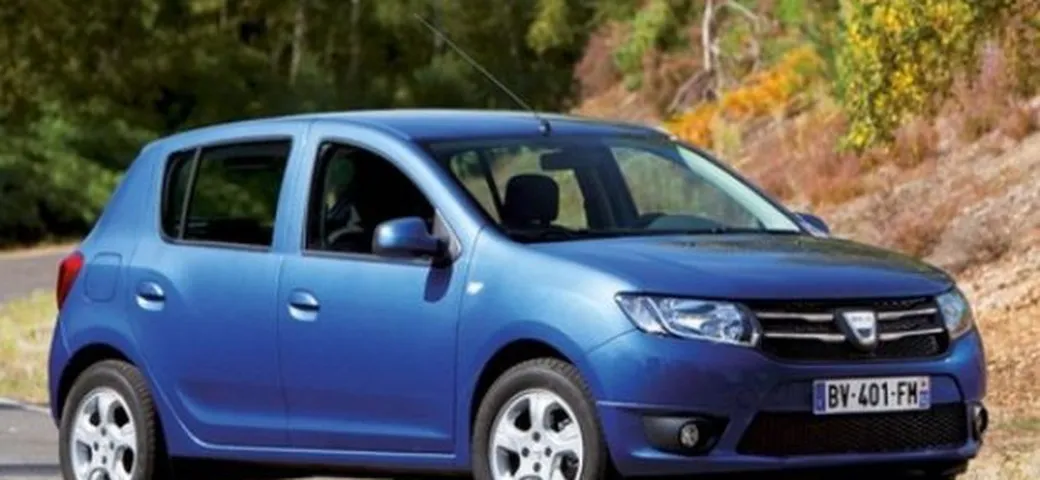 Dacia Sandero e Logan MY 2013: debuttano al Salone di Parigi 2012