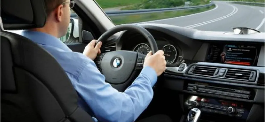 BMW: debutta il sistema di dettatura Dragon Drive! Messaging