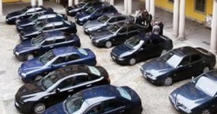 "Auto blu": l'Italia ha il record mondiale con oltre 600.000 unità