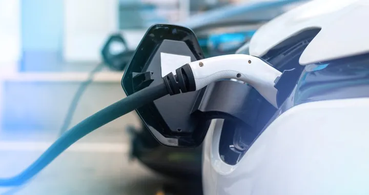 Codacons contro il bonus auto elettriche