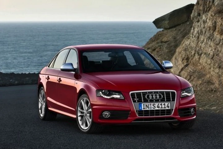 Audi A4: eletta la più bella vettura dell'anno da Auto-Bild