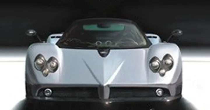 Pagani Zonda F dedicata a Fangio