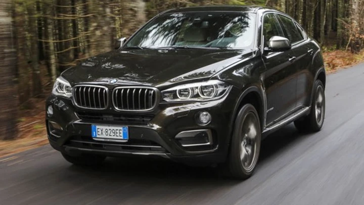 Nuova BMW X6 2015: primo contatto su strada